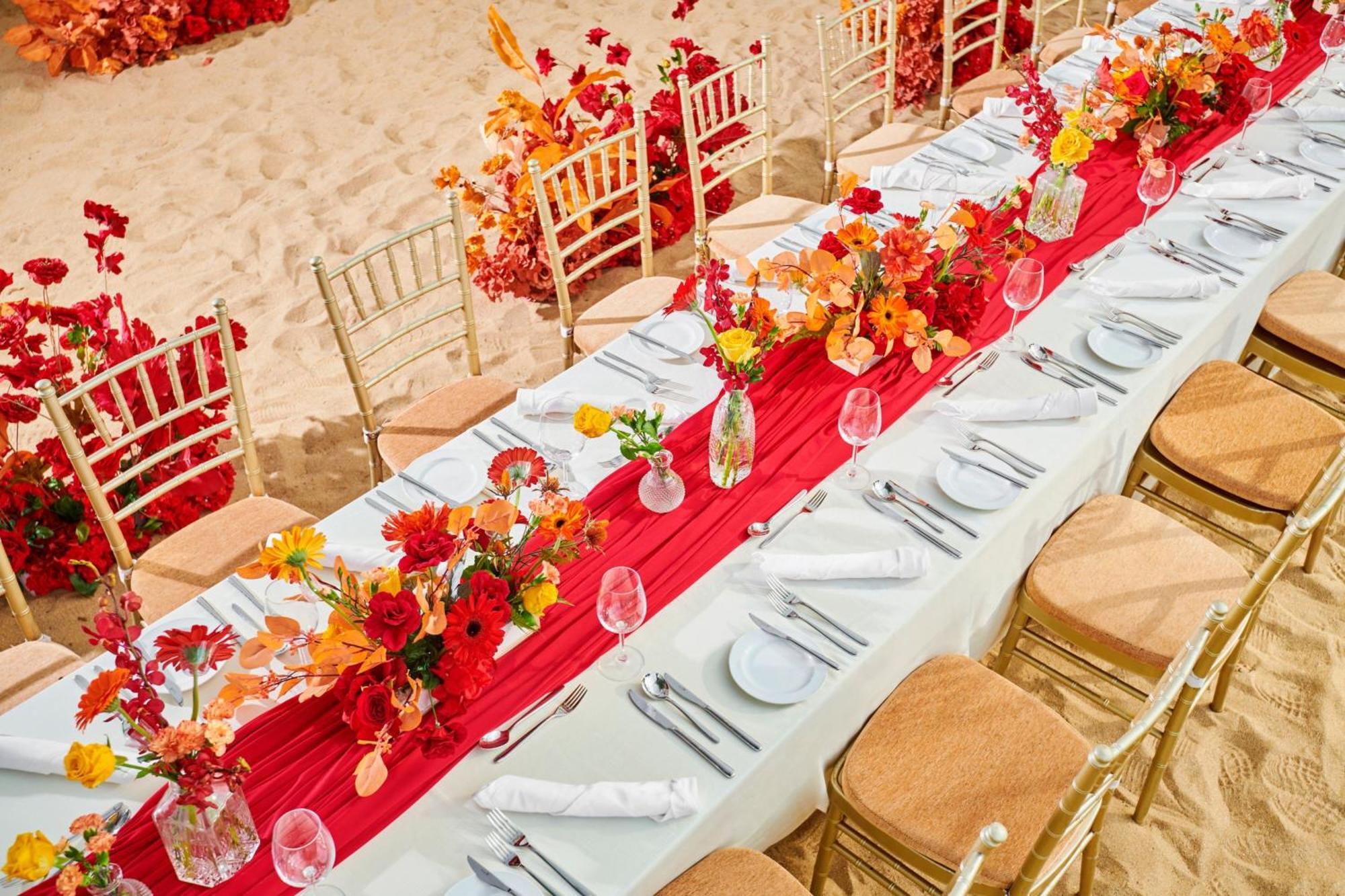 The Westin Desaru Coast Resort Exterior foto A table runner