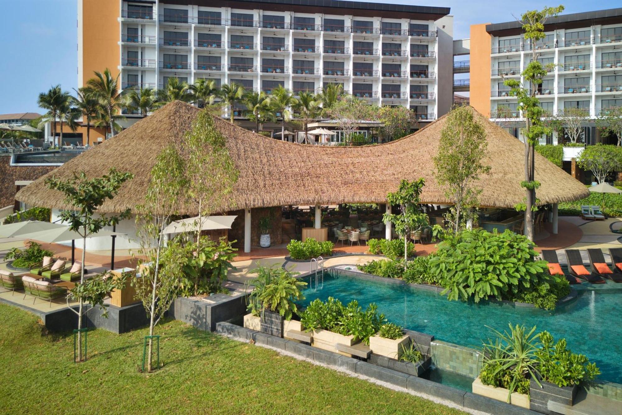 The Westin Desaru Coast Resort Exterior foto The Village