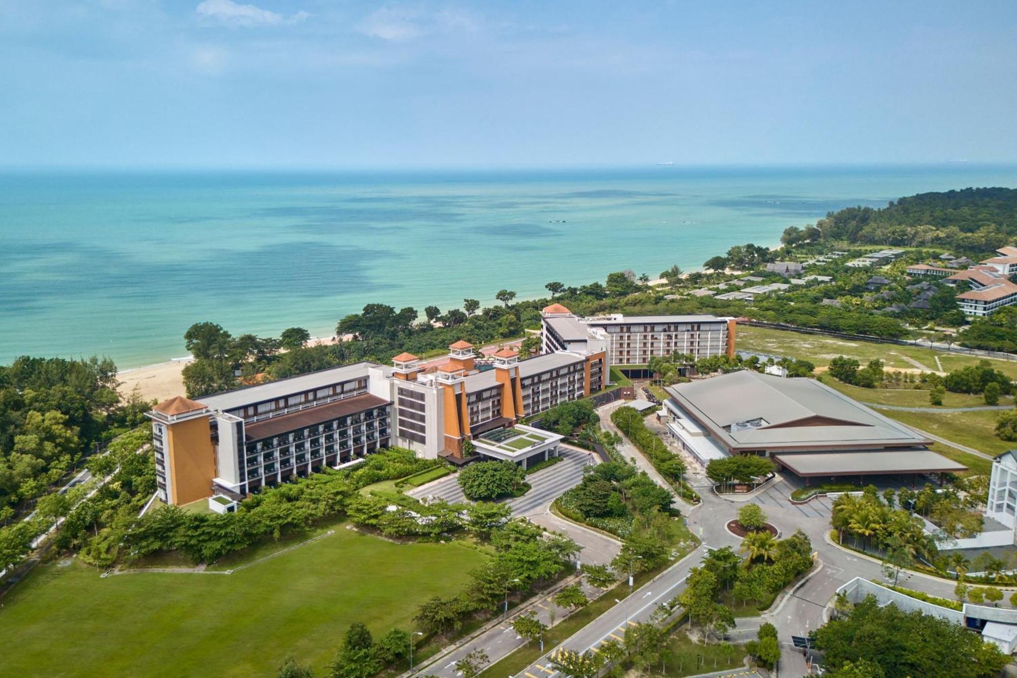 The Westin Desaru Coast Resort Exterior foto The Royal Paradise Hotel and Spa